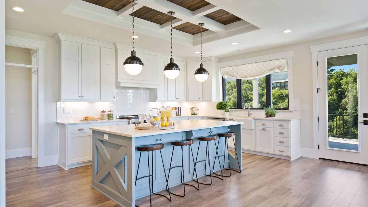 Picture of a clean kitchen